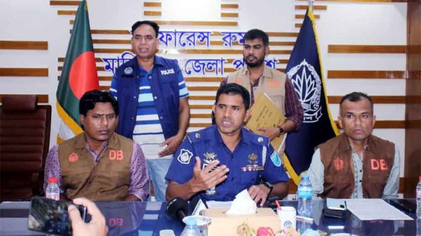 ডাকাত গ্রেপ্তারের আগেই আইনজীবী প্রস্তুত — পুলিশ সুপার